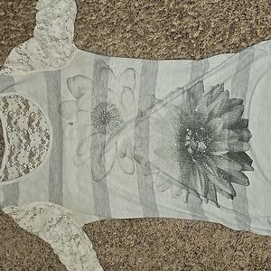 Juniors lace top size small
